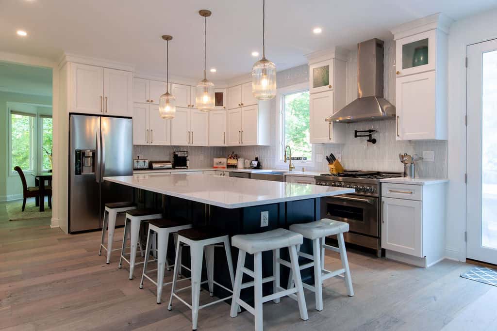 Torquay Quartz Kitchen - Main