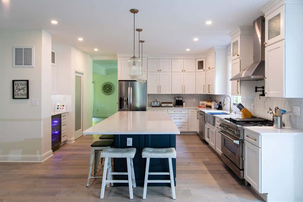 Torquay Quartz Kitchen - Full View